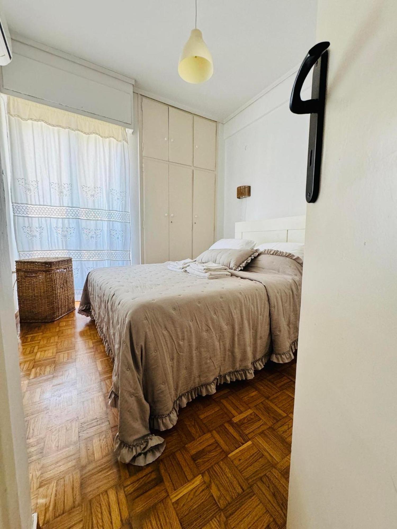 Feeling Athens, Thiseio Apartment